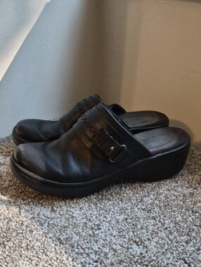 Clarks Black Leather Clogs Mules